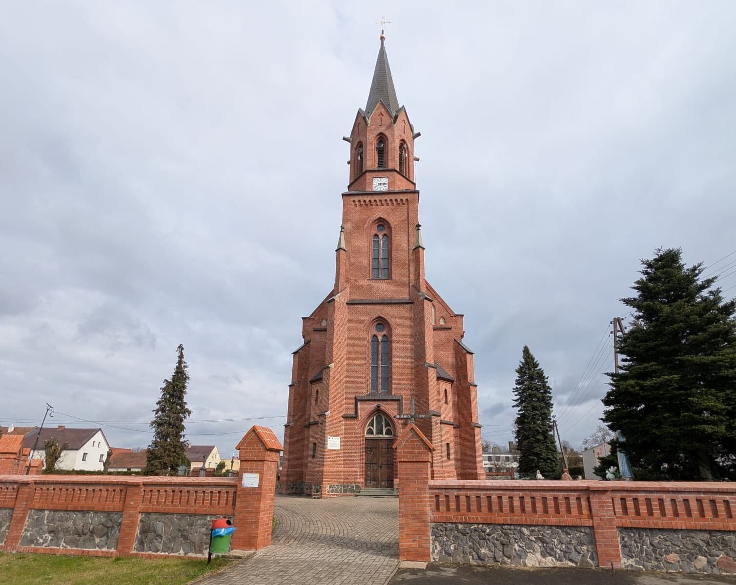 Kościół pw. św. Marii Magdaleny w Łambinowicach